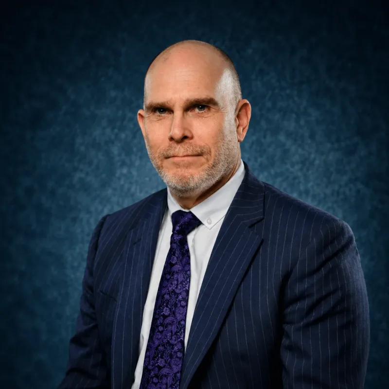 Headshot of Ric Elkington
